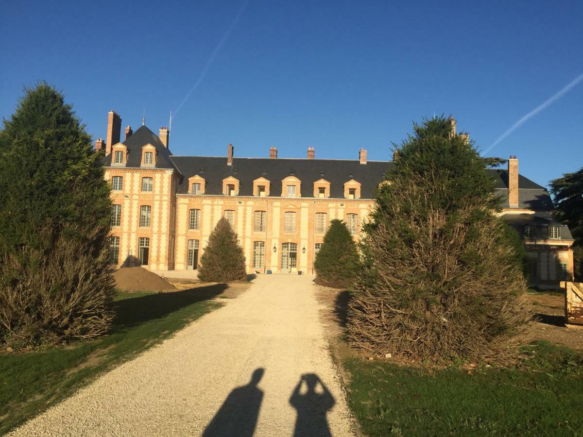 Exceptionnel Chateau Pres De Paris Abondant 外观 照片