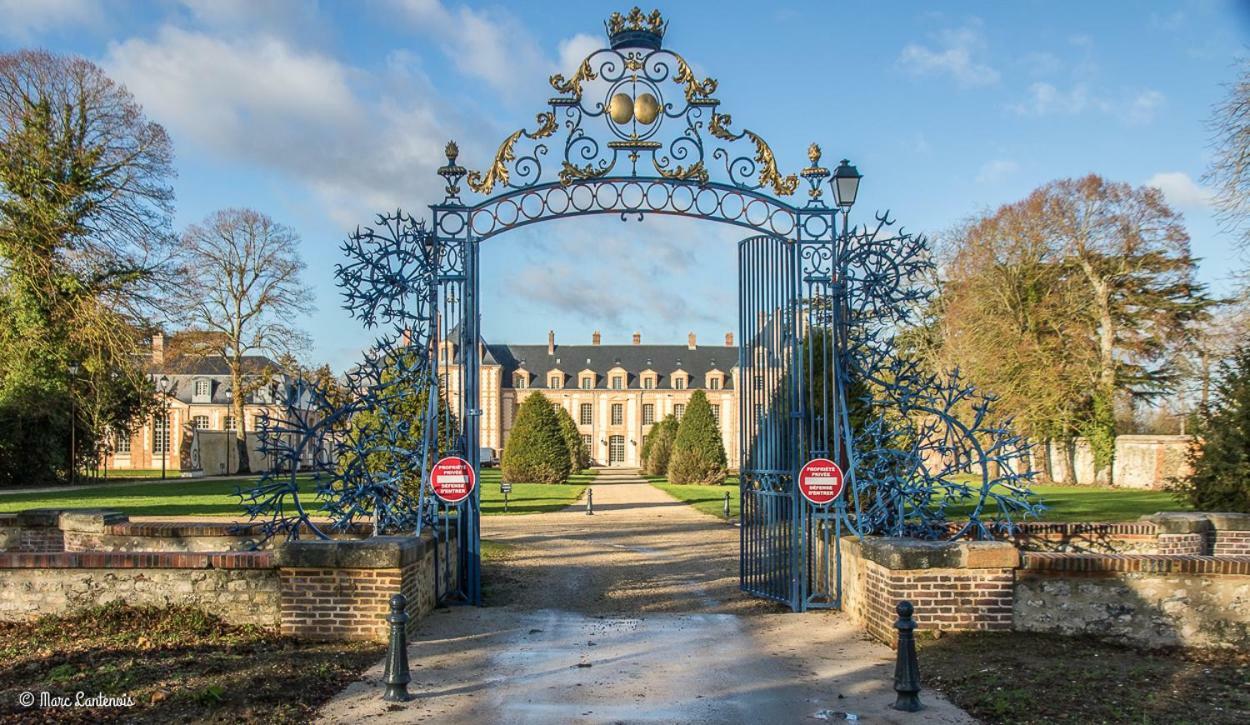 Exceptionnel Chateau Pres De Paris Abondant 外观 照片